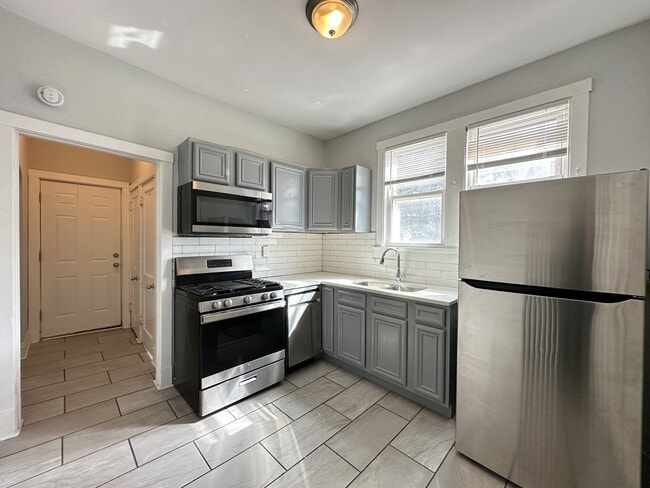 Foto del edificio - 2548 N Kildare Ave