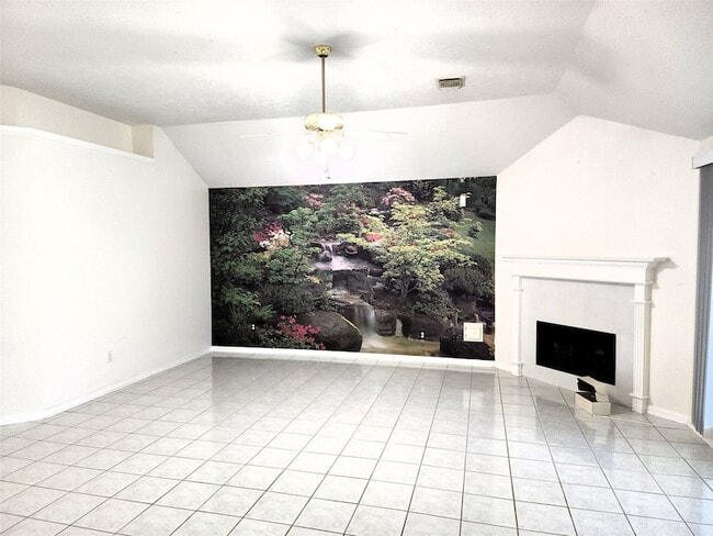 Building Photo - 3103 Gatesbury N Dr