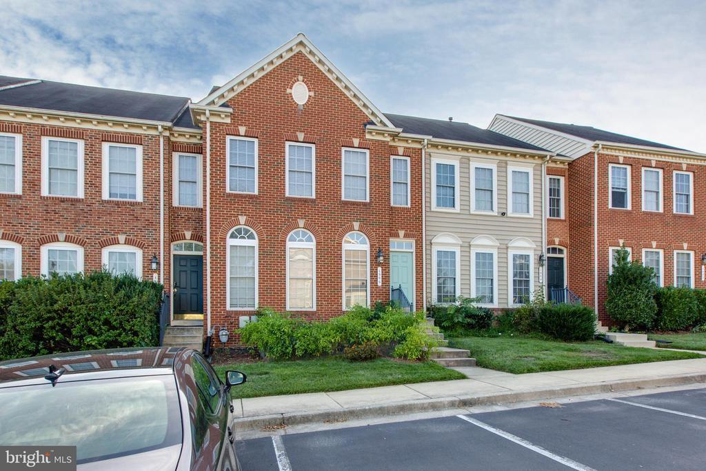 Primary Photo - 1506 Penzance Way