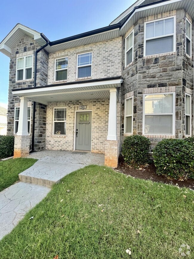 Building Photo - 211 Capstone Dr