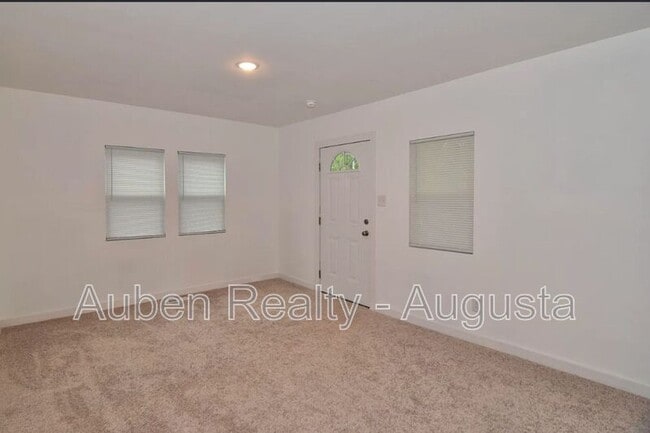 Foto del edificio - 601 Jefferson Dr