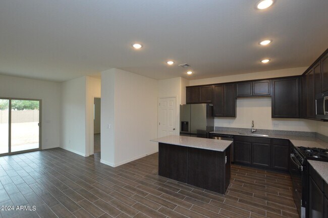 Building Photo - 3111 Medallion Ct