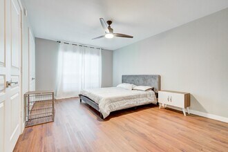 Building Photo - 2701 Bellefontaine