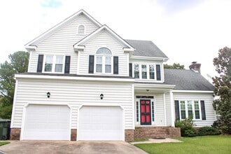 Building Photo - 4400 Dewfield Dr N