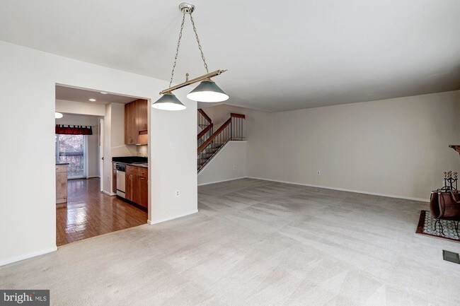 Building Photo - 3145 Eakin Park Ct
