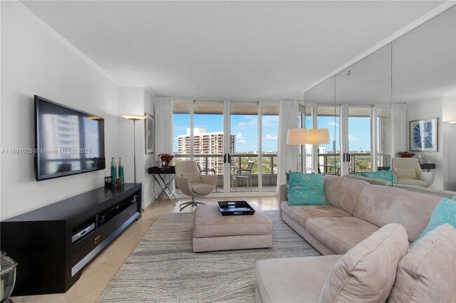 Foto del edificio - 21055 Yacht Club Dr