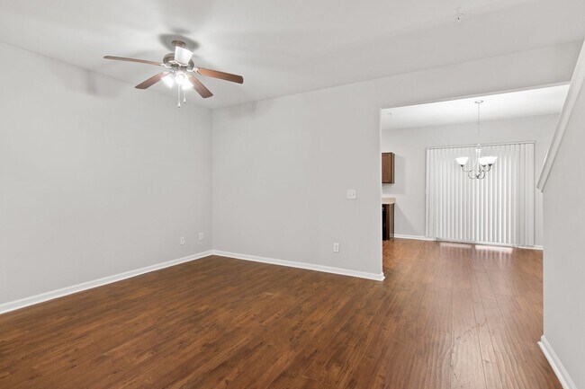 Foto del edificio - 3 Bedroom Townhome in Jonesboro!