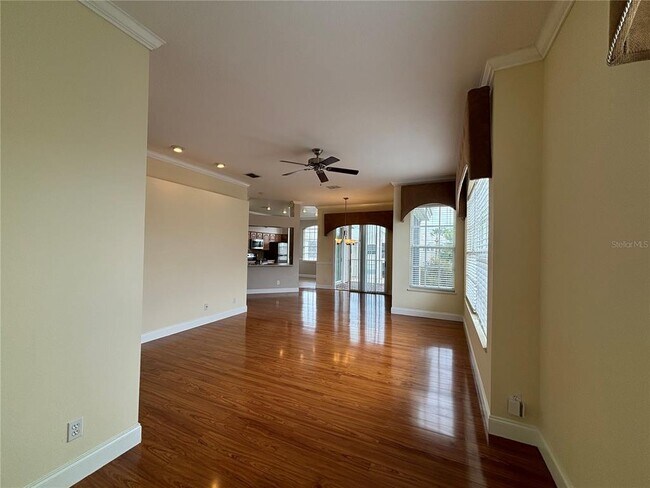 Building Photo - 7021 Della Dr