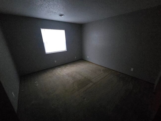 Building Photo - 200 Timber Ridge Dr