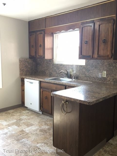 Foto del edificio - 3 br, 2 bath House - 1323 Wainwright Ave