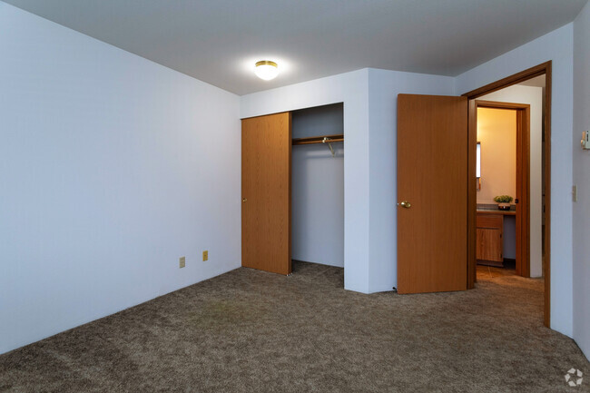 2HAB, 1BA - 800 ft² - Inglewood Apartments