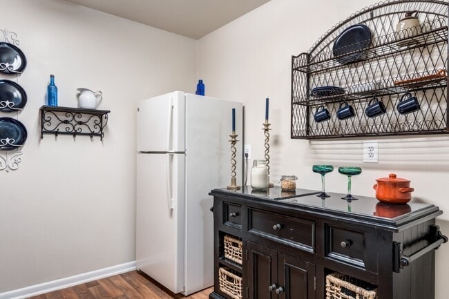 Foto del edificio - Willow Lake Apartment Homes