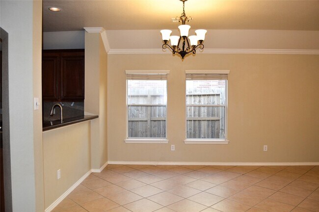 Foto del edificio - 17115 Sheffield Pines Ln