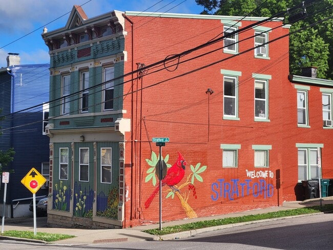 Building Photo - 300 Warner St