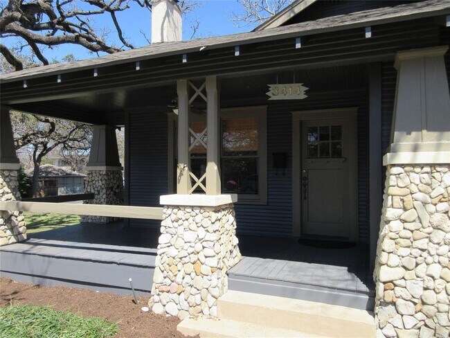 Building Photo - 3414 Bridle Path