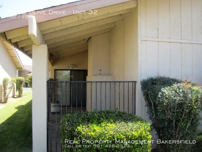 Building Photo - 1000 Olive Dr