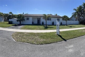 Building Photo - 16522 SW 294th Terrace