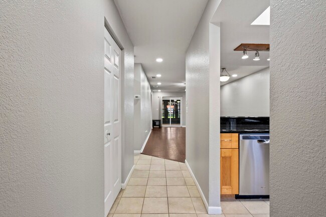 Foto del edificio - 7360 Ulmerton Rd