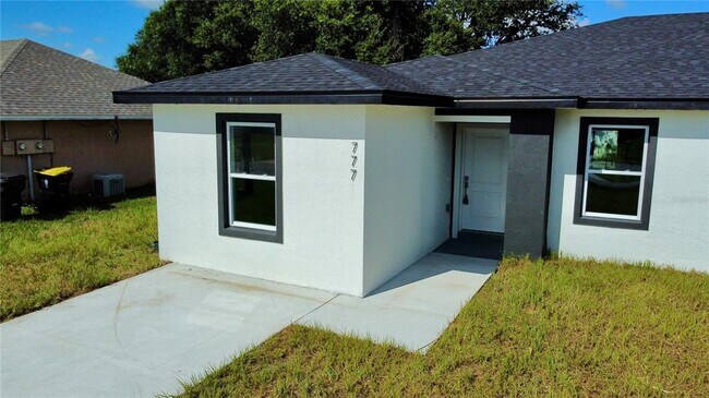 Building Photo - 777 Squirrel Ct