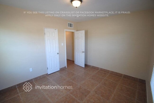 Building Photo - 499 W Detroit St