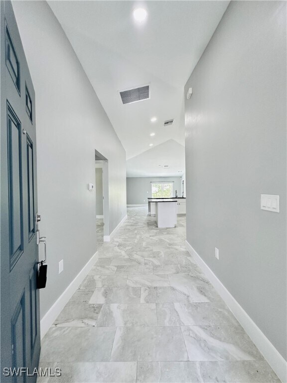 Building Photo - 489 Lenox Ave