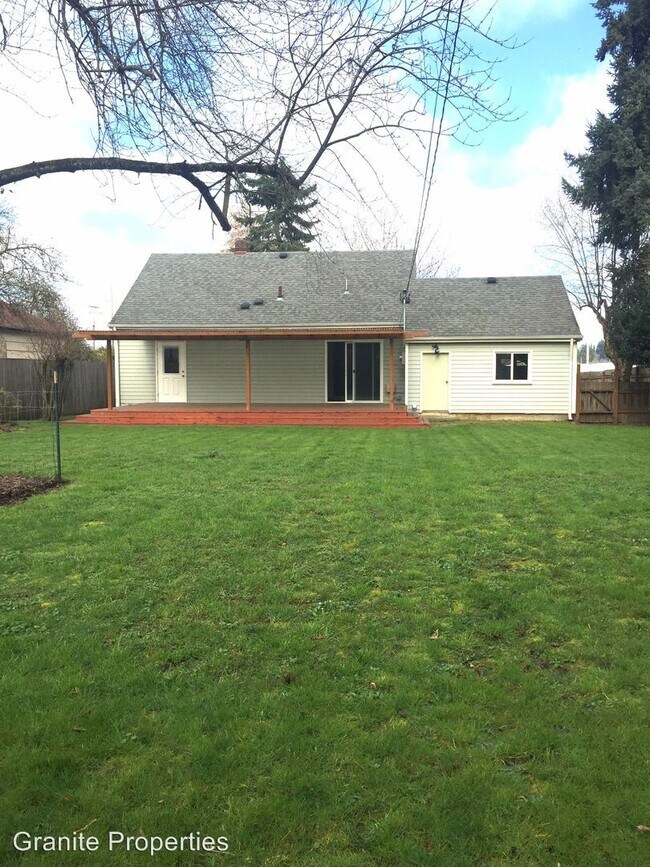 Foto del edificio - 4 br, 1 bath House - 2360 Haig St