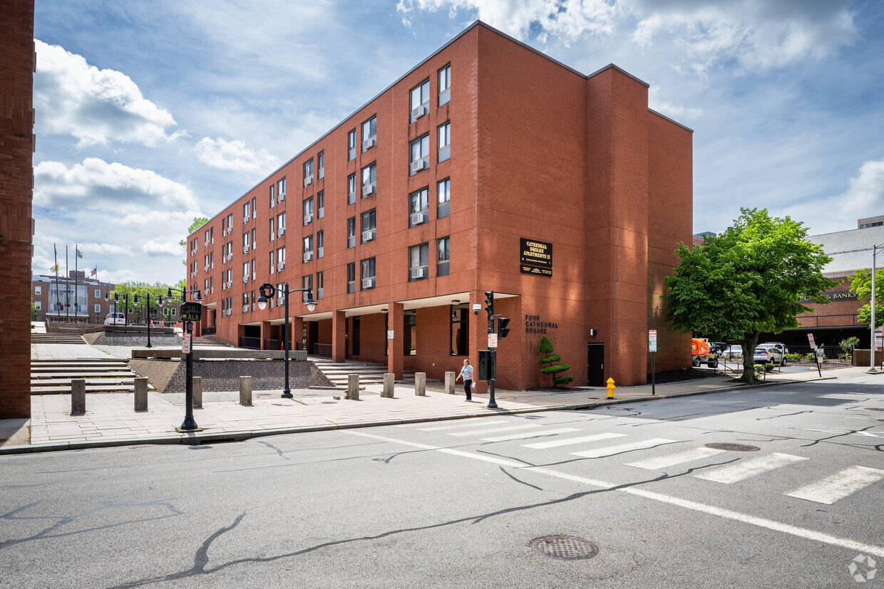 Edificio principal - Cathedral Square Apartments II