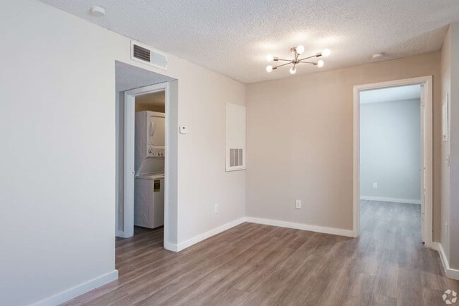 Interior Photo - Highgate Apartments