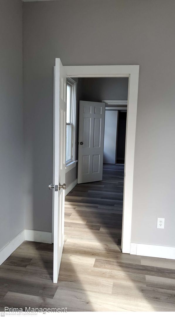 Building Photo - 3 br, 2 bath House - 118 Medford St