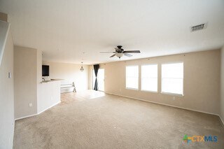 Foto del edificio - 5757 Columbia Dr