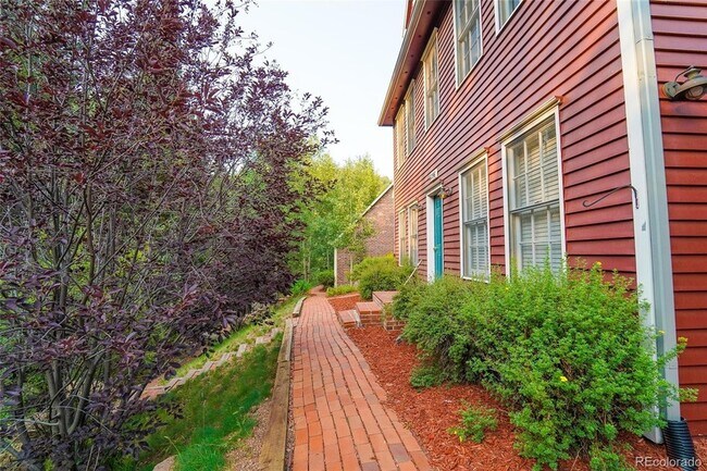 Building Photo - 6250 County Road 61 Unit Cape Cod