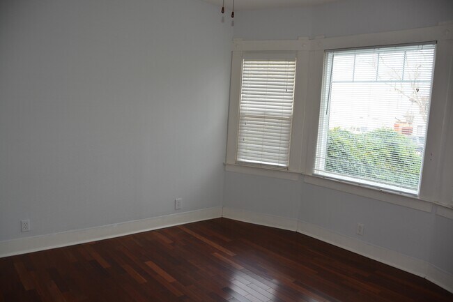 Living Room - 153 North Fifth Street