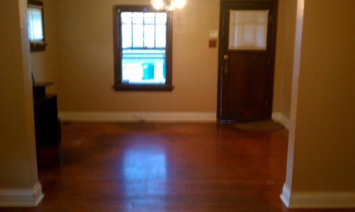 Foto del edificio - $1195.00/ 2br - 2 Bedroom Home in Jennings...