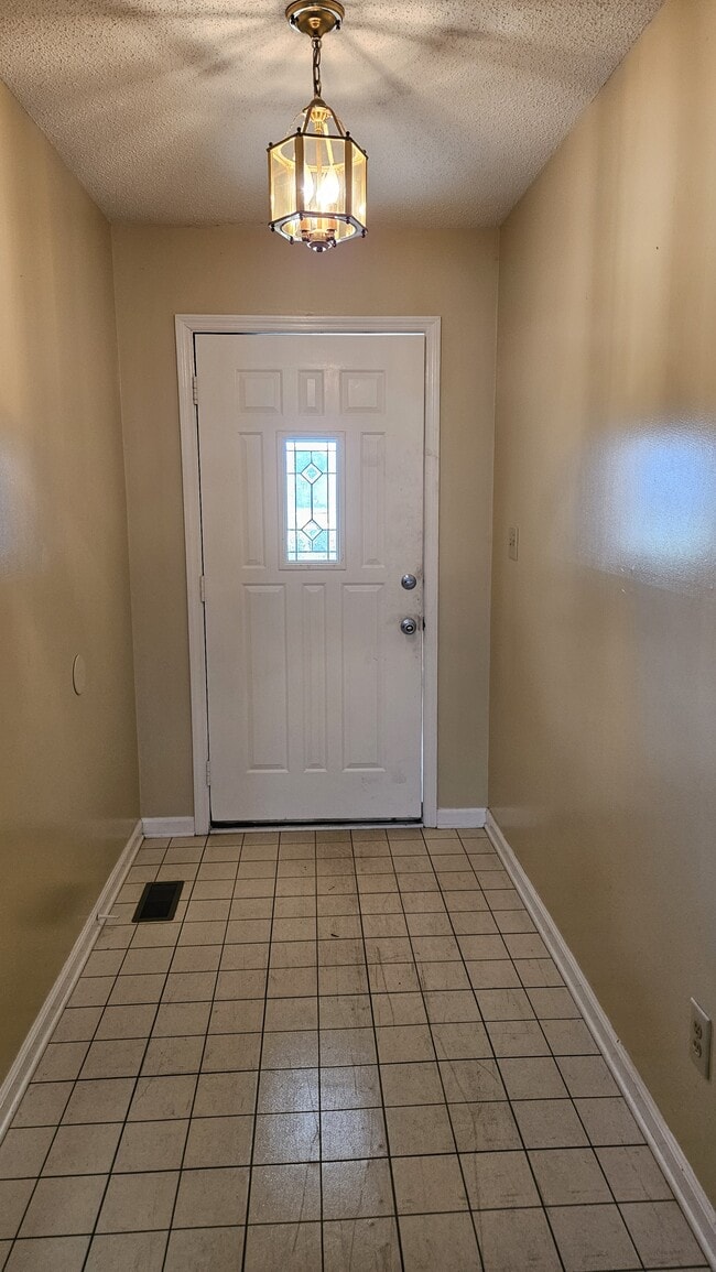 Foto del edificio - 4014 Yarmouth Rd