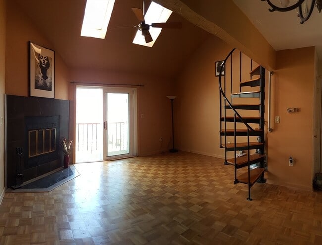 Building Photo - 122 Tall Oaks Dr