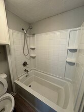 Building Photo - 13700 Woodway Dr
