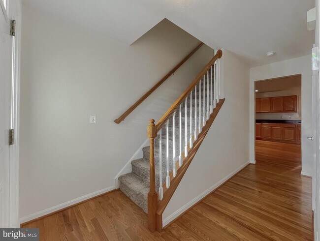 Foto del edificio - 19825 Fall Ct