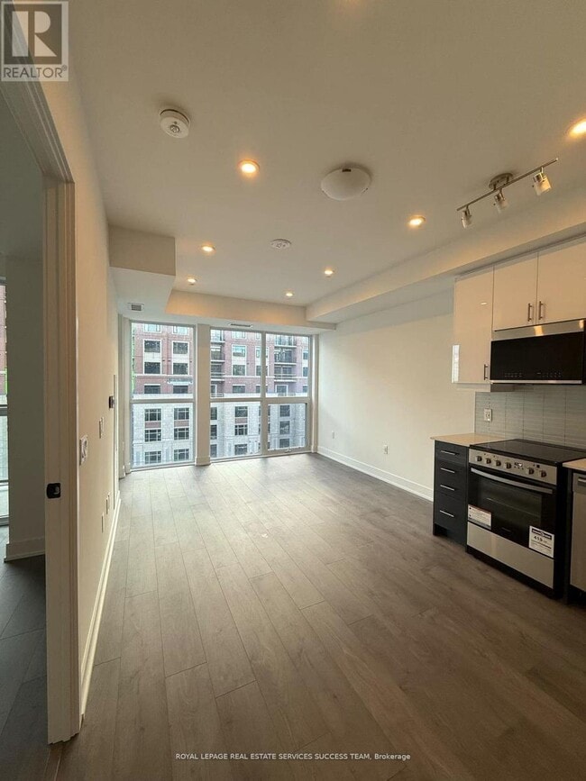 Building Photo - 2333 Khalsa Gate