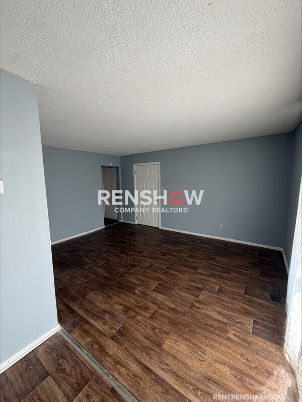 Building Photo - 4072 Dale Dr