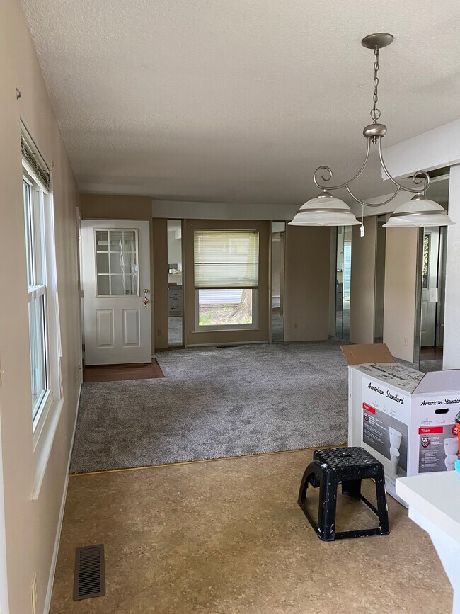 Foto del edificio - 3219 Hanover Dr