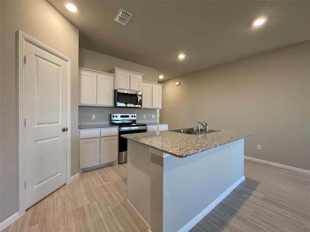 Foto del edificio - 364 Wildrose Cir