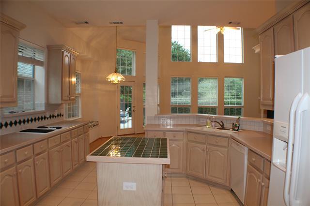 Foto del edificio - 7017 Dogwood Creek Ln