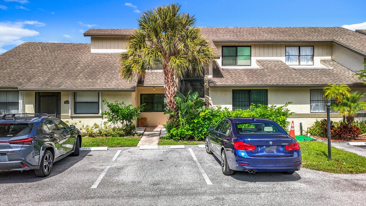 Foto principal - 9278 Ketay Cir