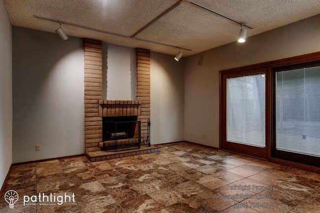 Building Photo - 8805 Fontana Ct, Elk Grove, CA, 95624