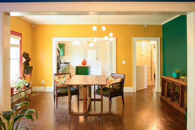 Foto del edificio - 37 Tunnel Blvd