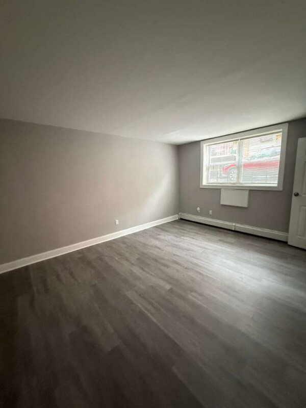 Foto del edificio - 147 Cleveland St