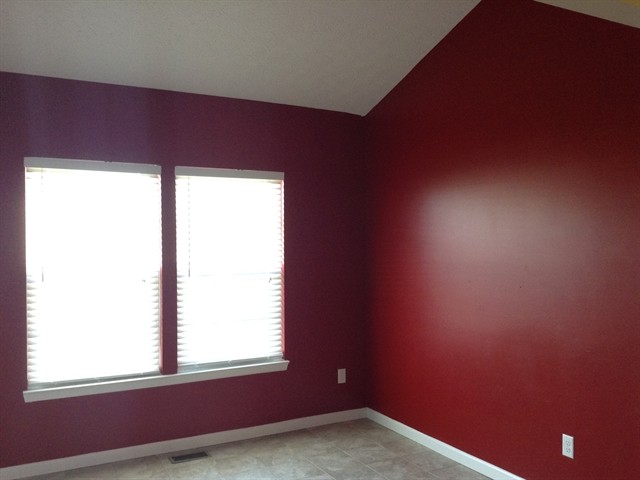 Building Photo - 827 Chapelgate Drive