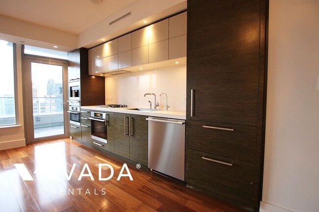 Building Photo - Private Residences At Hotel Georgia Apartm...