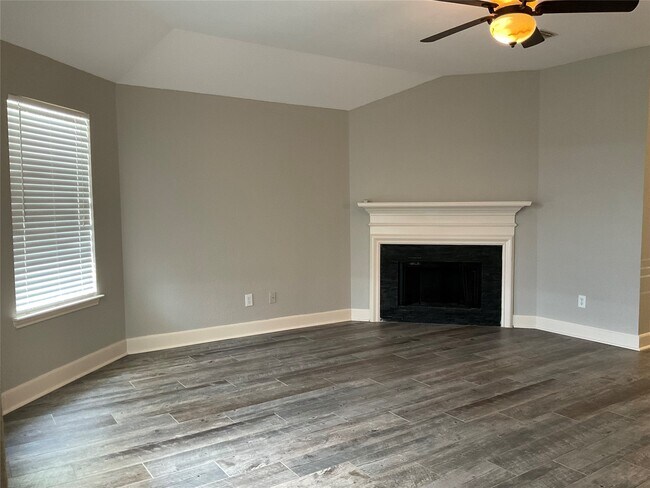 Foto del edificio - 21903 Grand Brook Ln