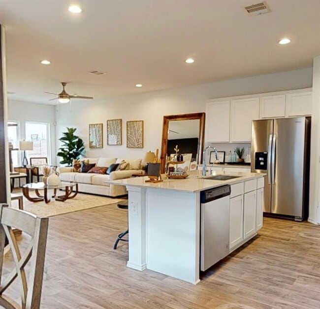 Foto del edificio - 25435 Lobelia Blossom Ln